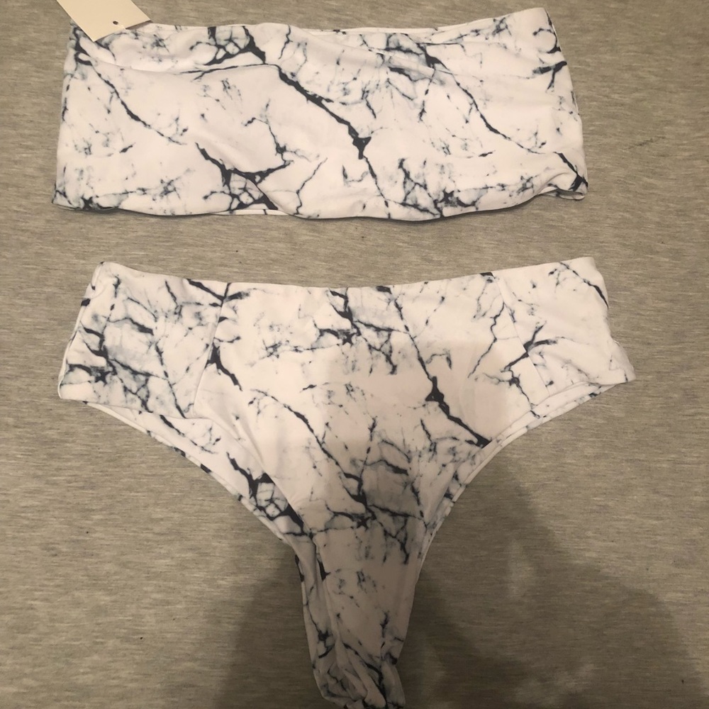 Bathing suite